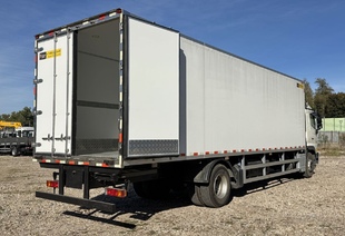 HINO 700 (18т) 4×2 РЕФРИЖЕРАТОР ХОУ THERMO KING T-1080